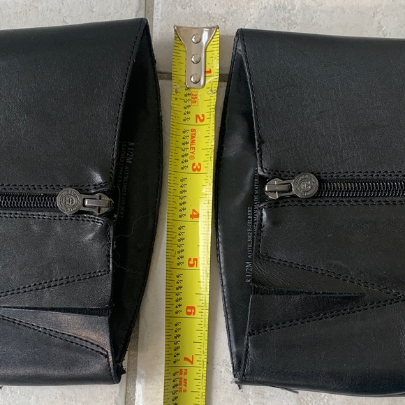 Black Boots - Picture 16 of 16